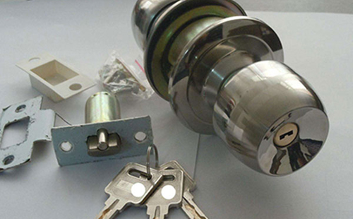 稻城24小时上门开锁公司