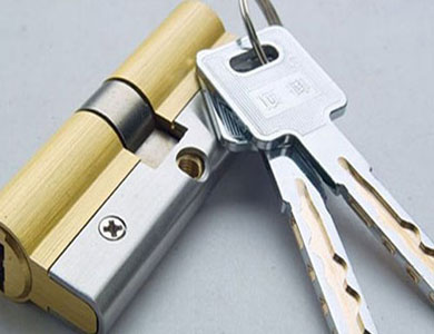 稻城24小时上门开锁公司