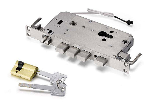 稻城24小时上门开锁公司